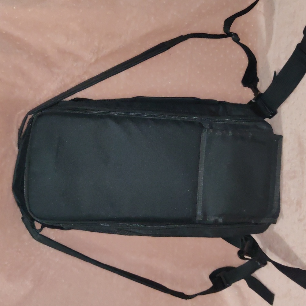 Triac Back Pack New Condition - image 2